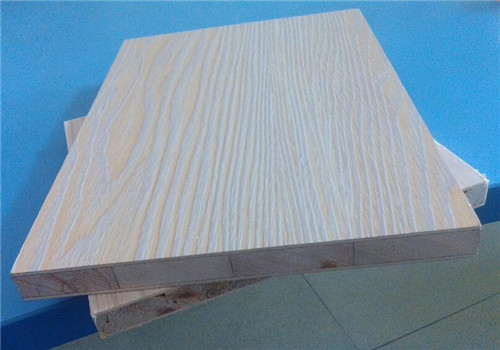 免漆板和烤漆板的區(qū)別有哪些