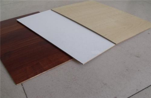 三聚氰胺板厚度為多少 三聚氰胺板又哪些優(yōu)缺點