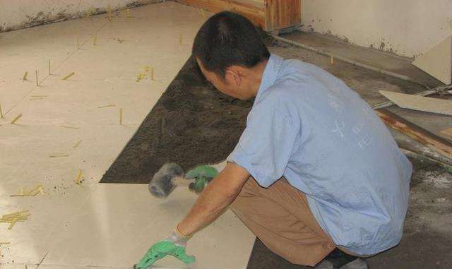 瓷磚無縫鋪貼好不好 鋪瓷磚為什么要留縫