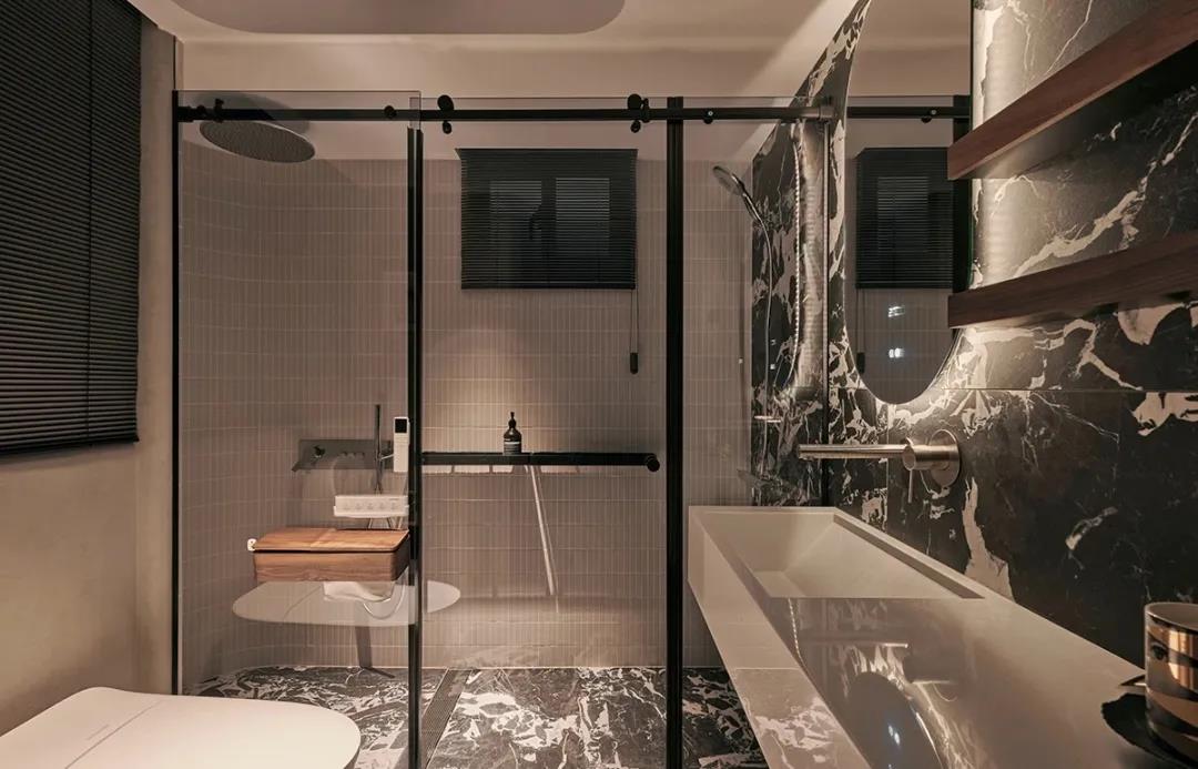 衛(wèi)生間做防水大概多少錢?費(fèi)用由哪些部分組成?