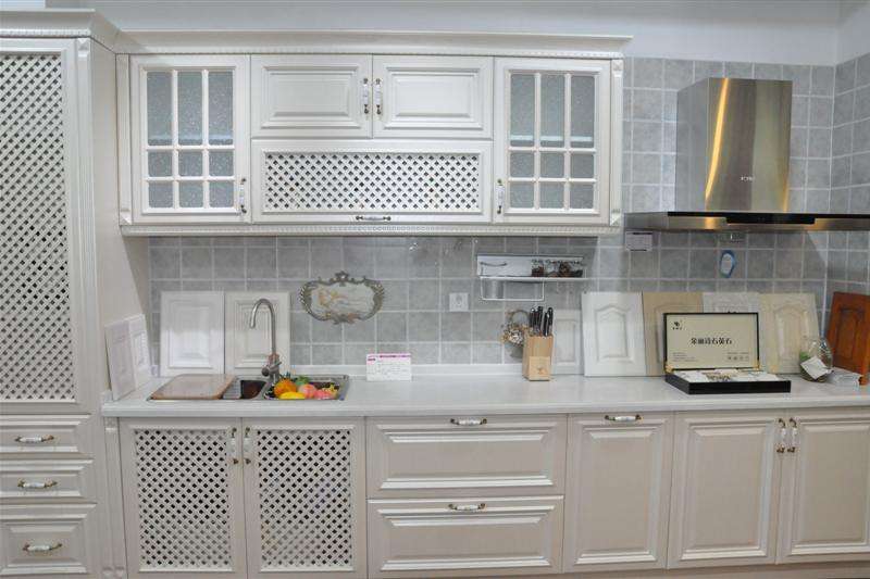 吸塑柜門多少錢一平，吸塑柜門的優(yōu)點(diǎn)是什么?