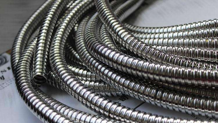 耐高溫金屬軟管的種類有哪些，什么是波紋金屬軟管?