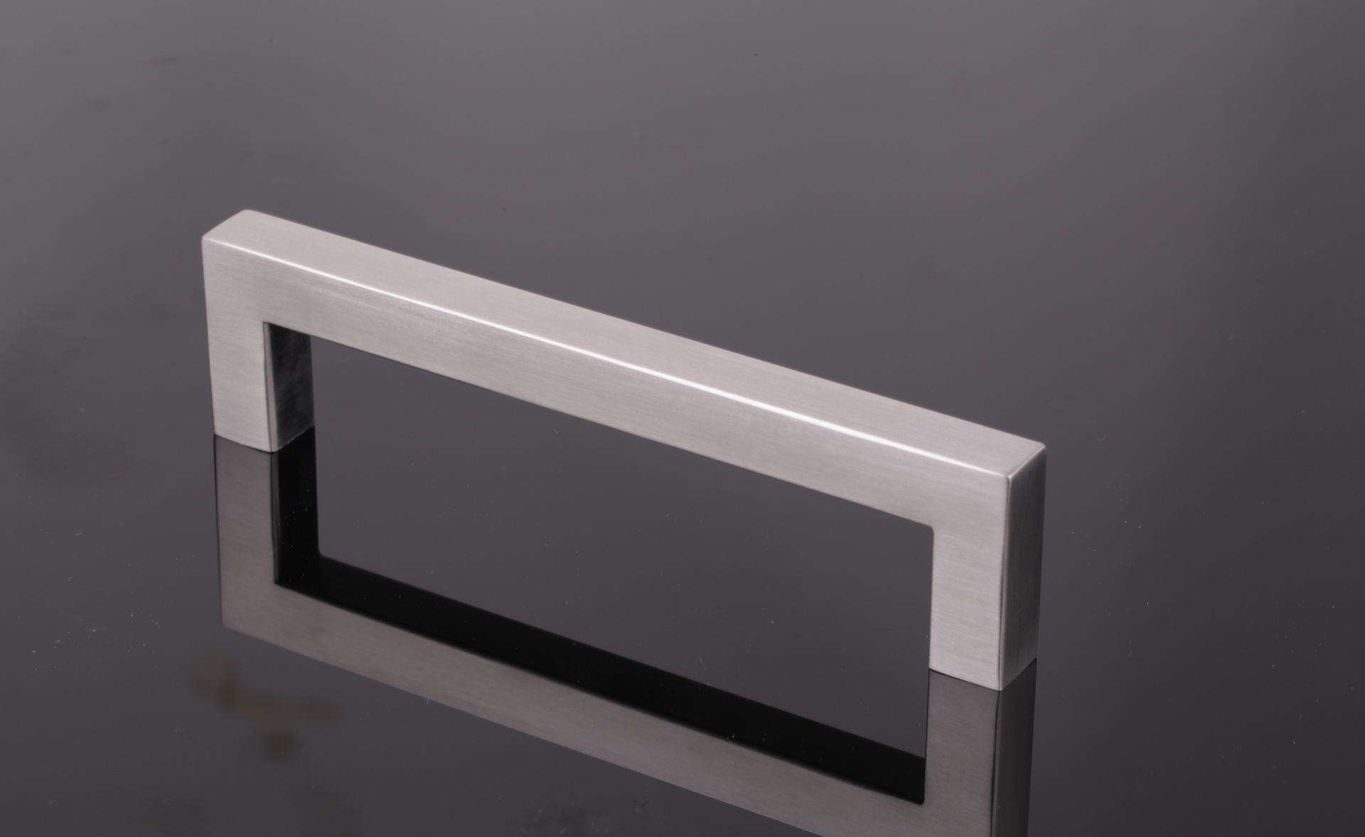 衣柜拉手尺寸多少比較合適，衣柜拉手如何選購(gòu)?