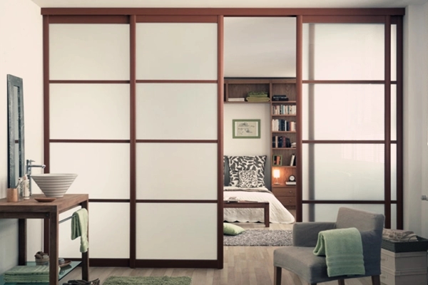 裝修大戶型隔斷門用什么材質的好?