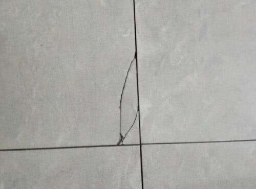 新房子裝修后瓷磚為什么會開裂?總結(jié)五大原因!