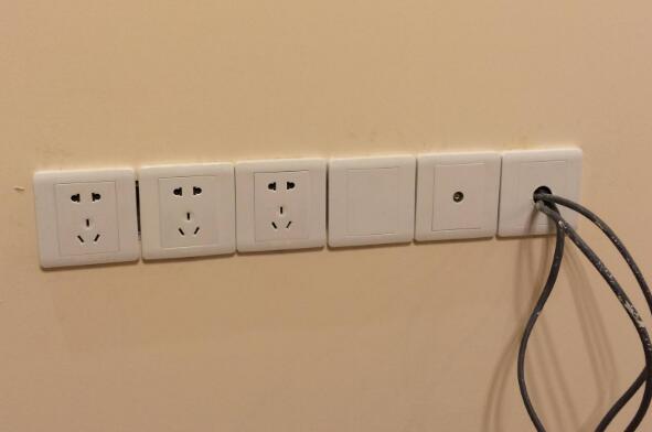 住宅裝修安裝插座要注意什么?這幾點(diǎn)大意不得!