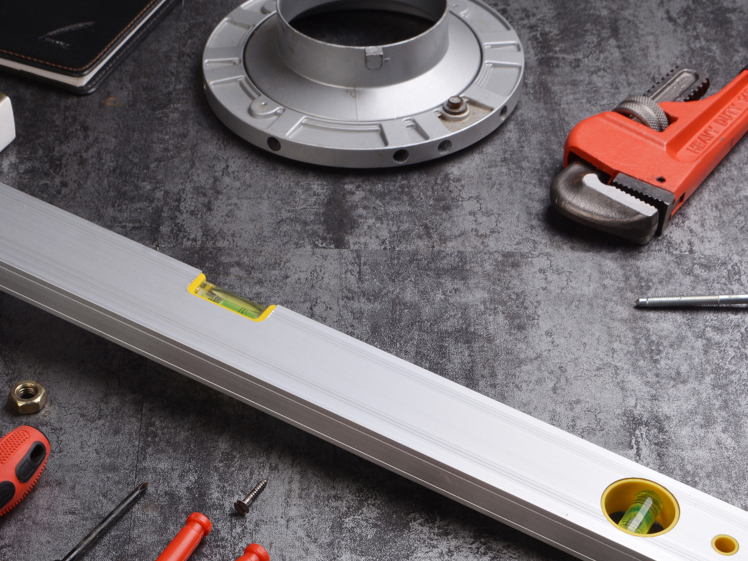 鋁合金型材的優(yōu)點有哪些，鋁合金型材的應(yīng)用有哪些?