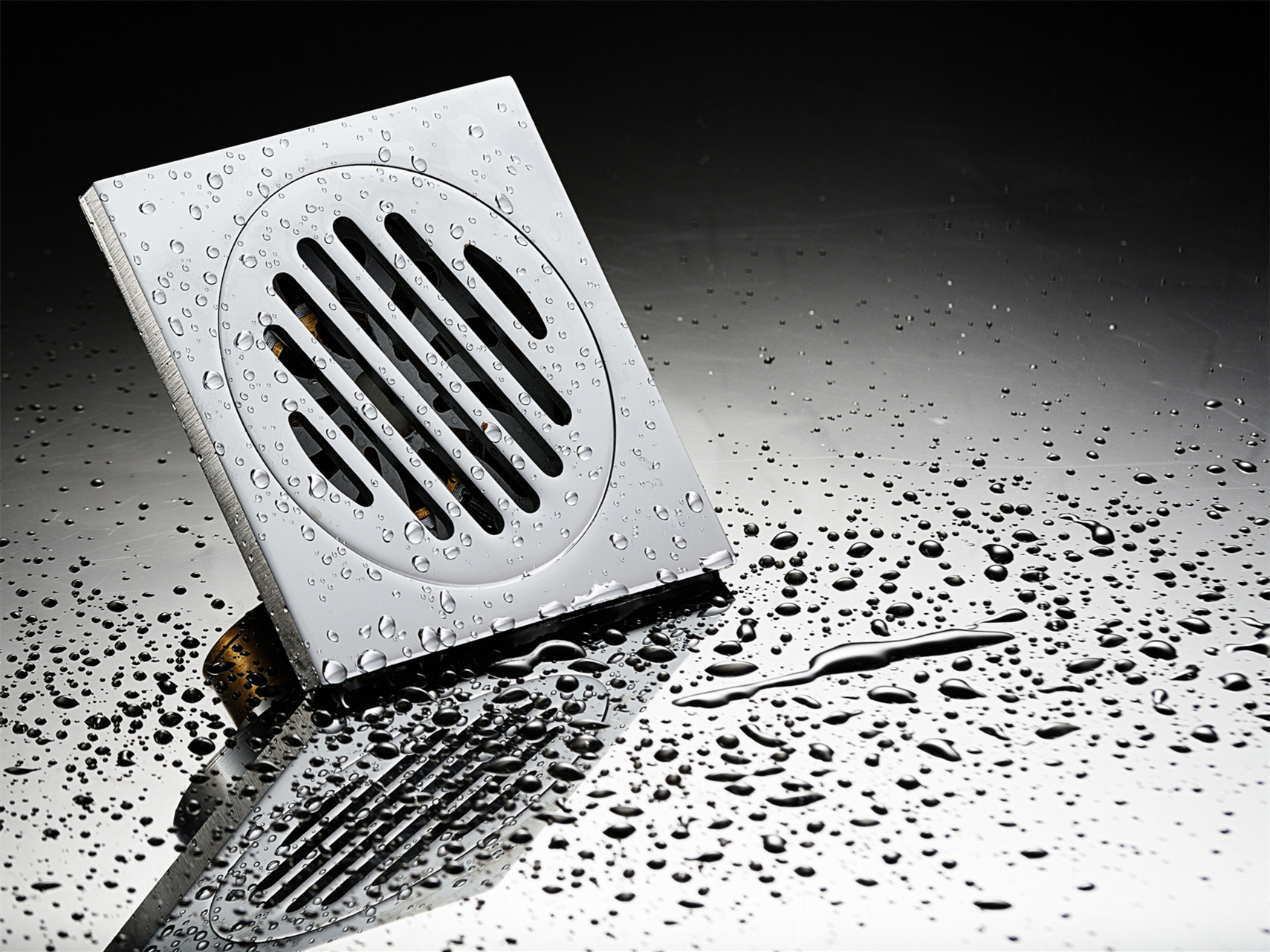 衛(wèi)生間地漏滲水的原因以及處理方法是什么?